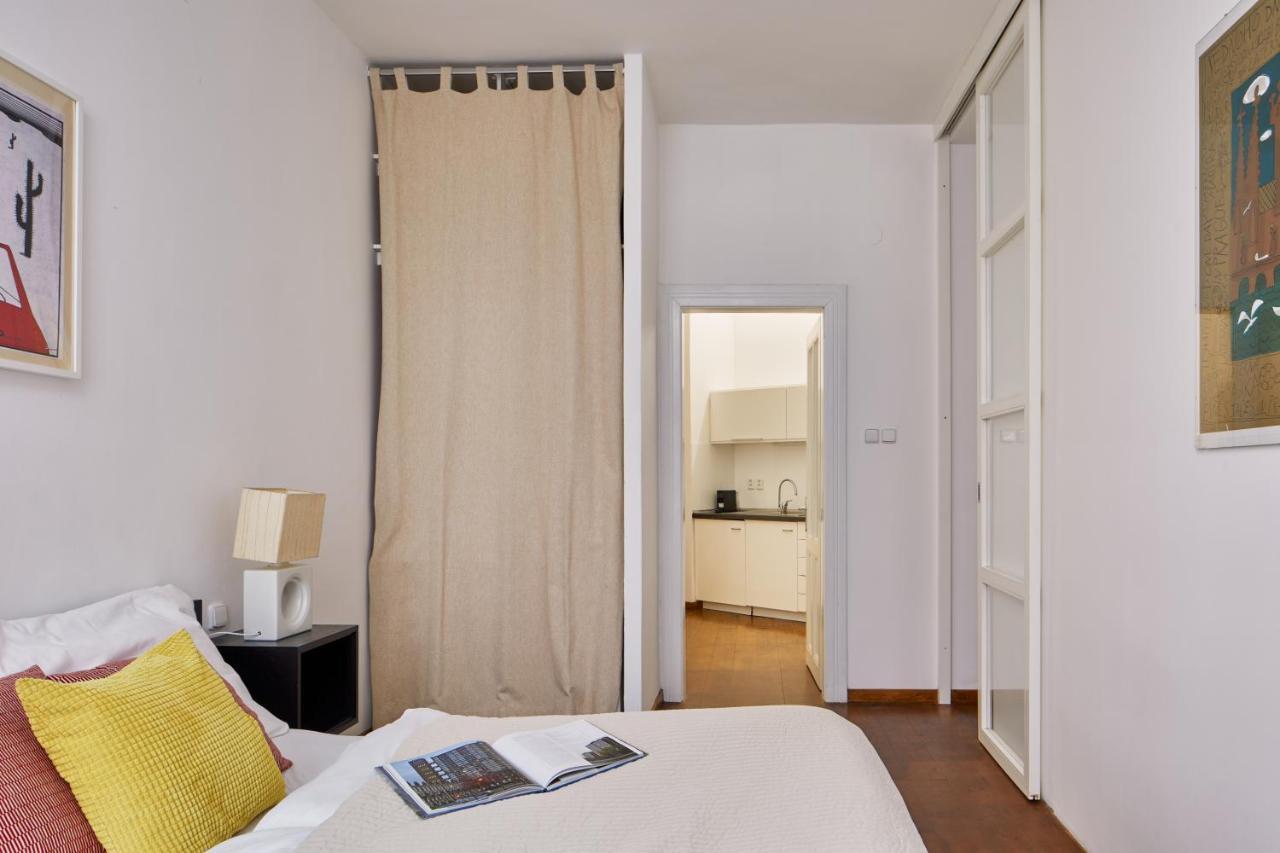 Prague Days - 1Bdr Apt W Netflix - Zizkov Tower Bagian luar foto